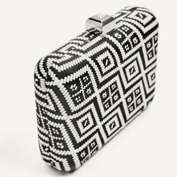 Zara Handbags - New Zara mini crossbody/clutch w/silver chain